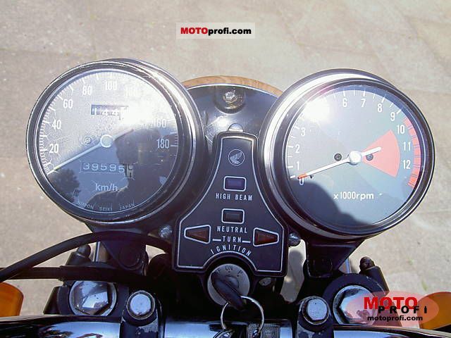 Honda CB 500 T 1975 photo - 4