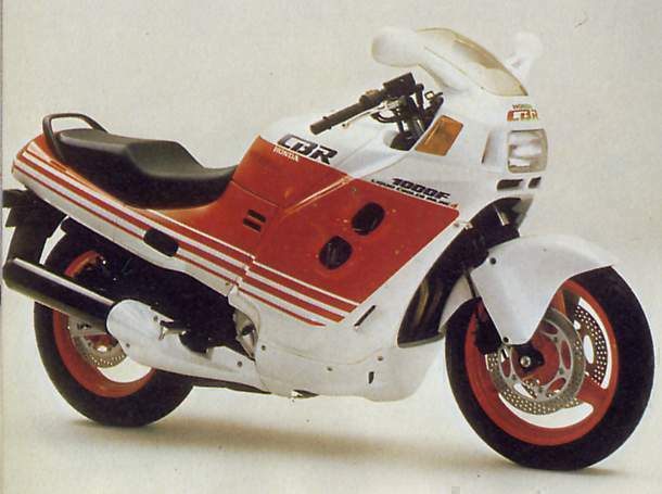 Honda CBR 1000 F 1989 photo - 4