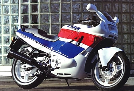 Honda CBR 600 F 1989 photo - 2
