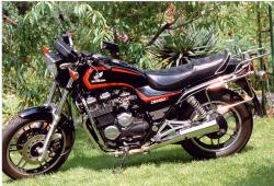 Honda CBX 650 E (reduced effect) 1985 photo - 3