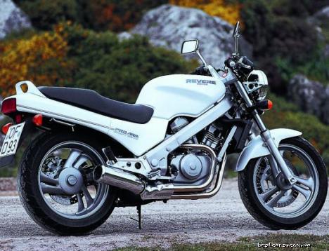 Honda NTV 650 Revere (reduced effect) 1990 photo - 6