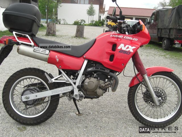Honda NX 250 1988 photo - 1