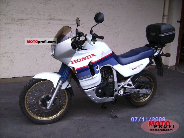 Honda XL 600 V Transalp 1988 photo - 1