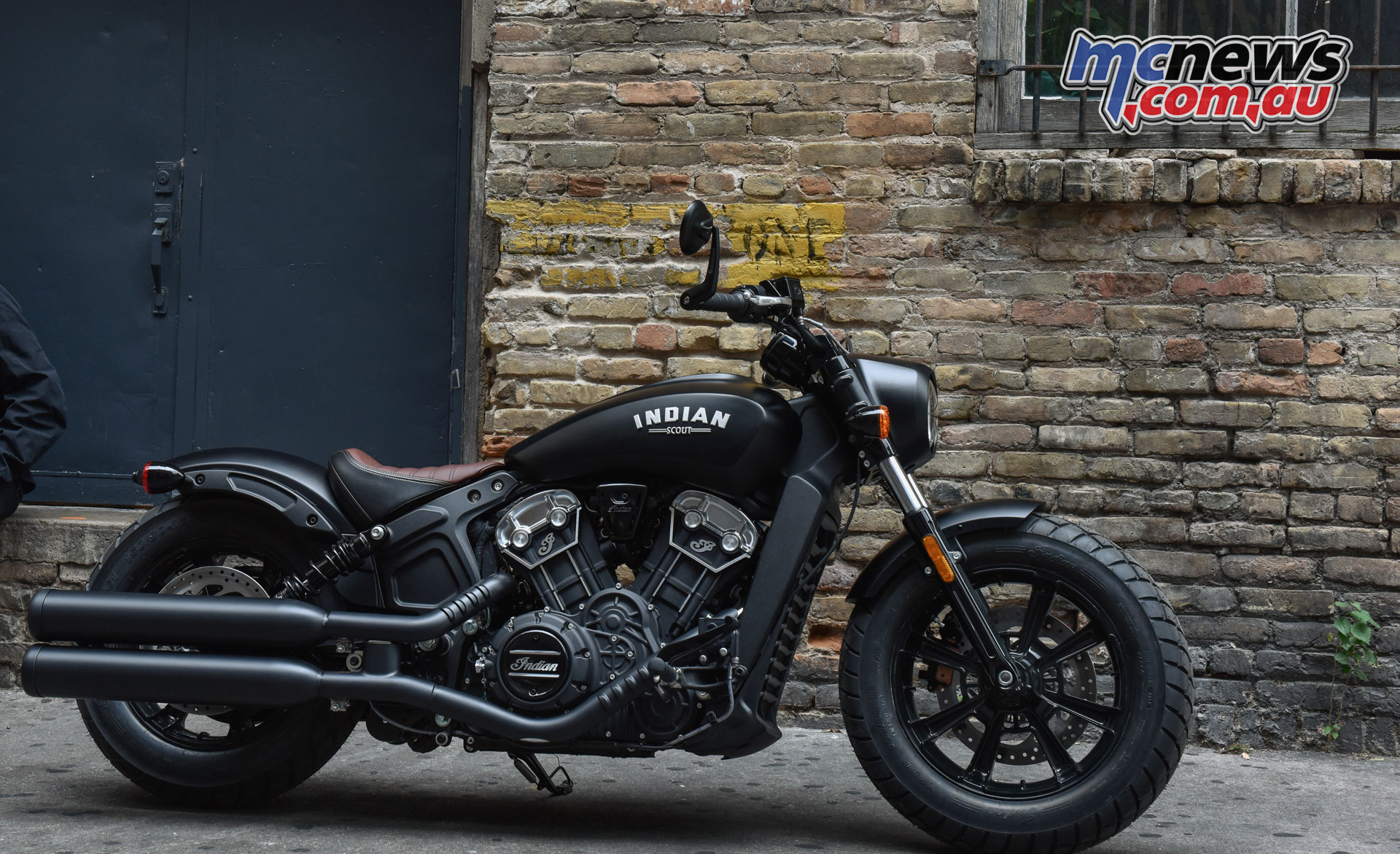 Indian Scout Bobber 2018 photo - 3