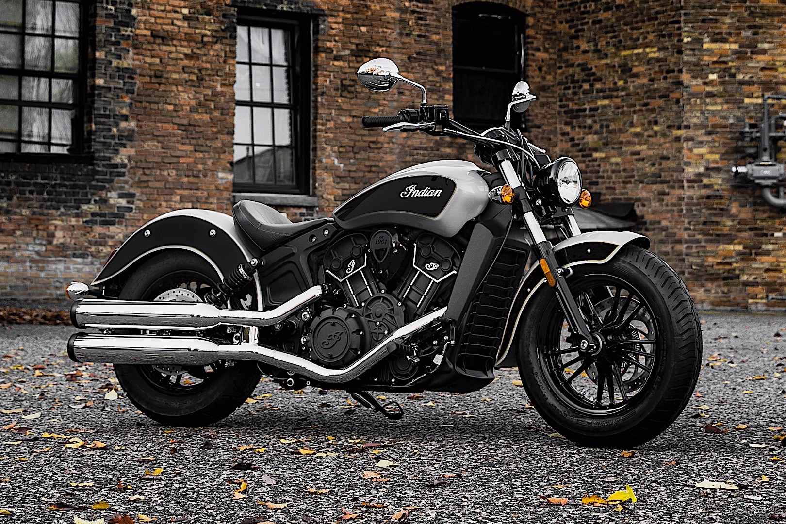 Indian Scout Sixty 2017 photo - 4