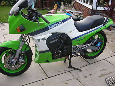 Kawasaki GPX 750 R 1987 photo - 5