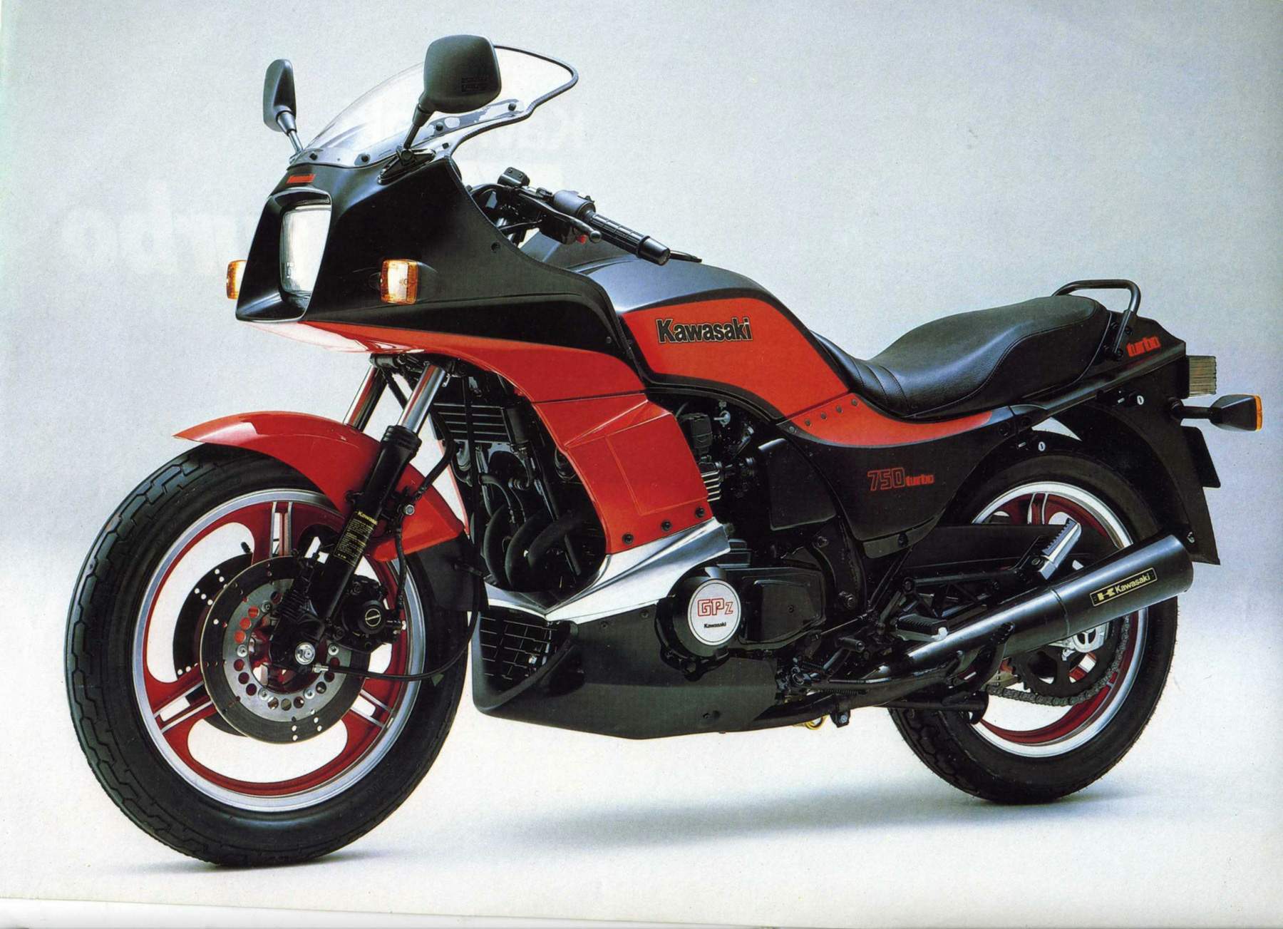 Kawasaki GPZ 1100 1995 photo - 1