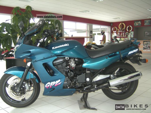 Kawasaki GPZ 1100 1998 photo - 2