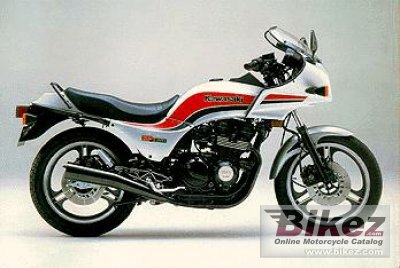 Kawasaki GPZ 550 1985 photo - 3