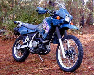 Kawasaki KLR 650 1999 photo - 2