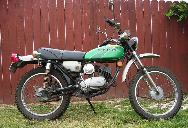 Kawasaki KM 100 1979 photo - 1