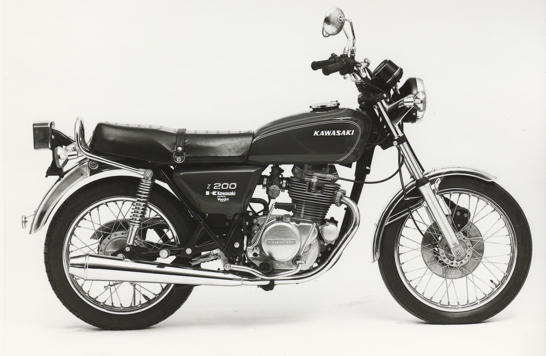 Kawasaki Z 200 1979 photo - 3