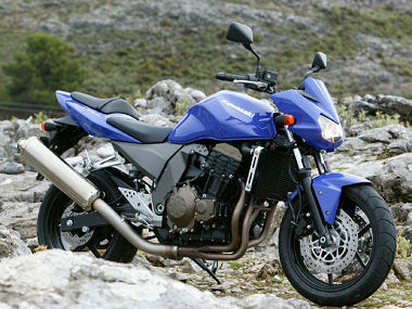 Kawasaki Z 750 2004 photo - 2