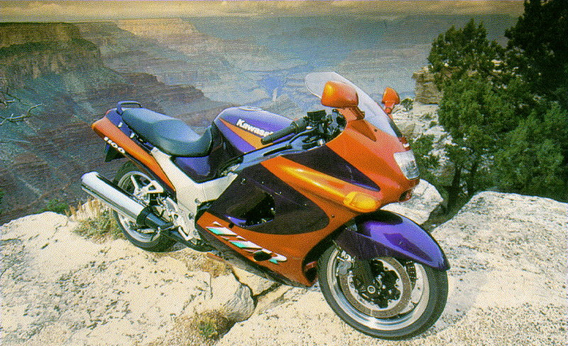 Kawasaki ZZR 1100 1995 photo - 4