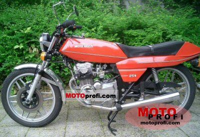 Moto Guzzi 254 1977 photo - 2