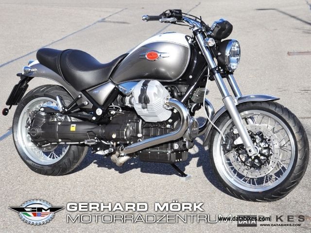 Moto Guzzi Breva 1200 Sport 1150cc photo - 1