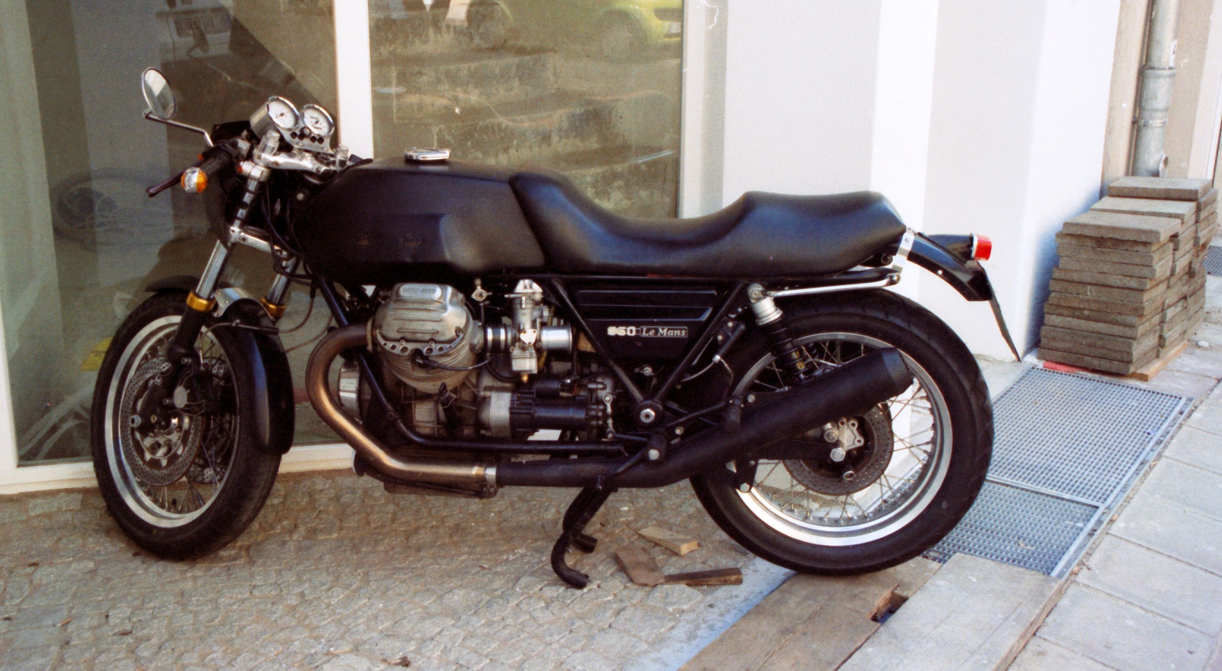 Moto Guzzi V 1000 SP II 1984 photo - 1