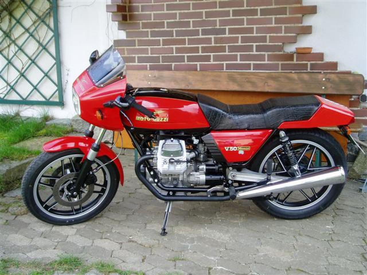 Moto Guzzi V 50 III 1983 photo - 6