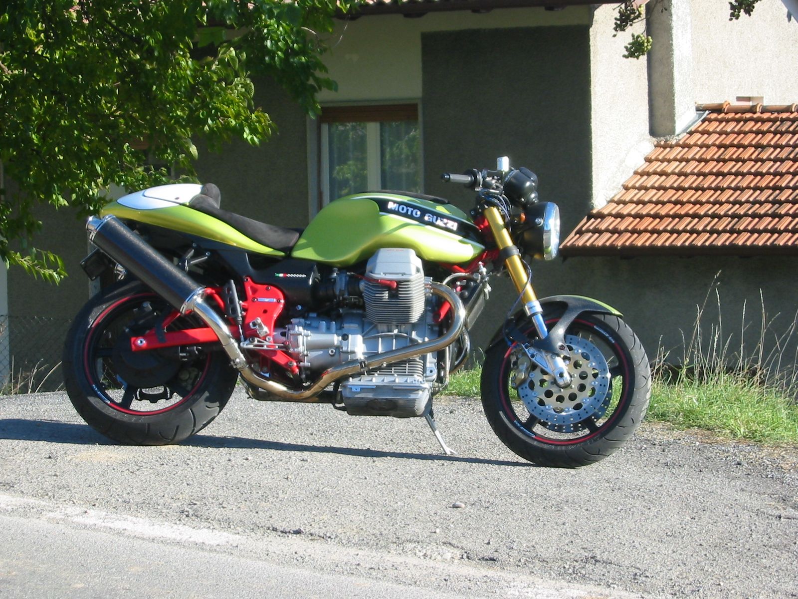 Moto Guzzi V11 Sport Naked 2003 photo - 1