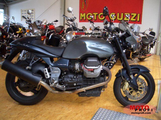 Moto Guzzi V11 Sport Naked 2003 photo - 2