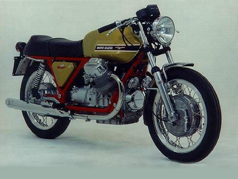 Moto Guzzi V7 1970 photo - 1