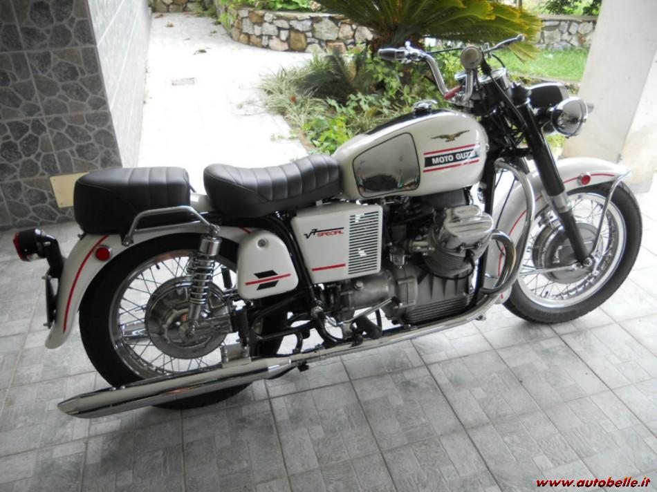 Moto Guzzi V7 750cc photo - 6