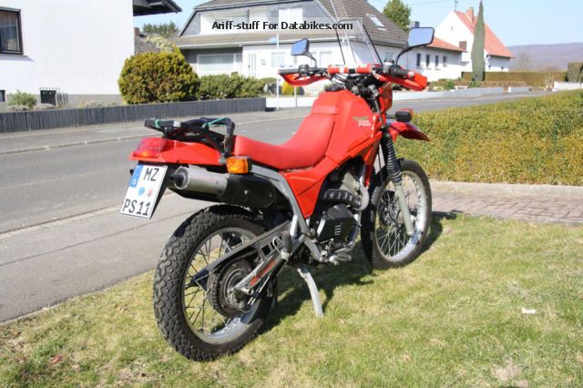 Moto Morini AMEX 250 J 1984 photo - 1