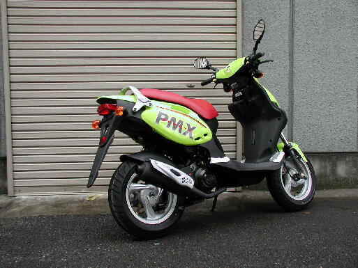 2010 PGO PMX Naked 50 specifications and pictures