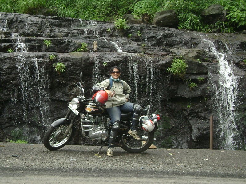 Royal Enfield 350 Classic Outfit 2003 photo - 1