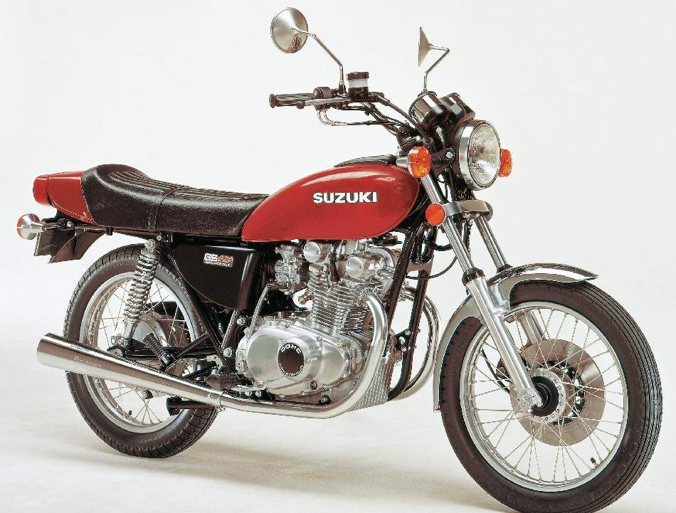 Suzuki GS 400 1976 photo - 1