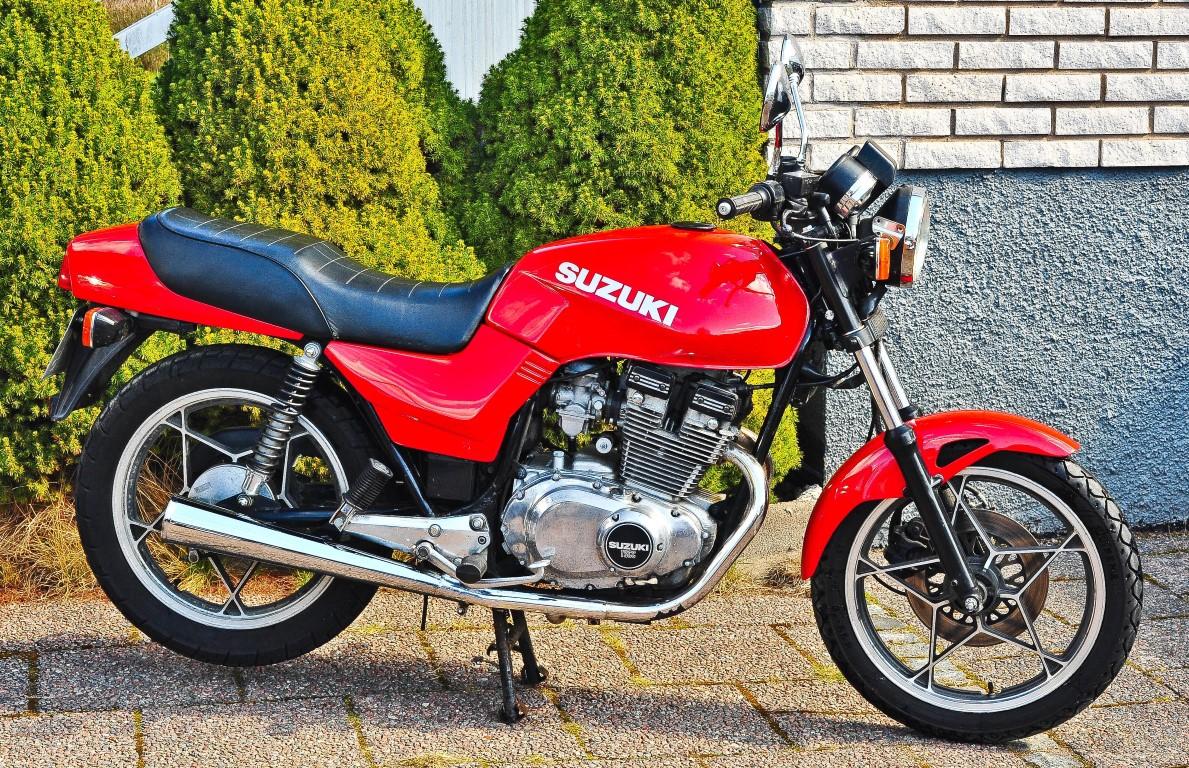 Suzuki GSX 400 E 1983 photo - 1