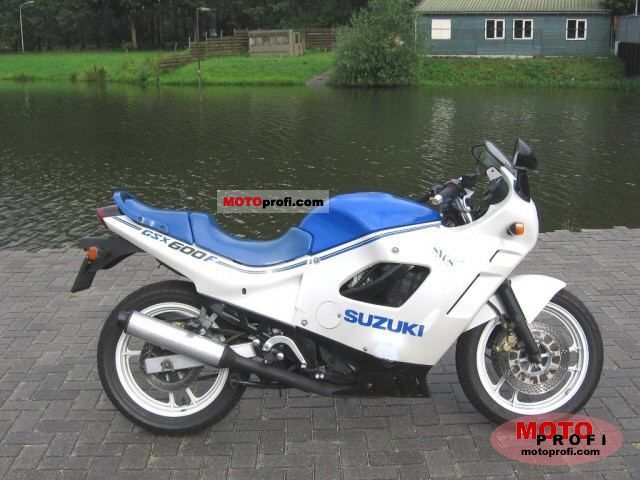 Suzuki GSX 600 F (reduced effect) 1991 photo - 1