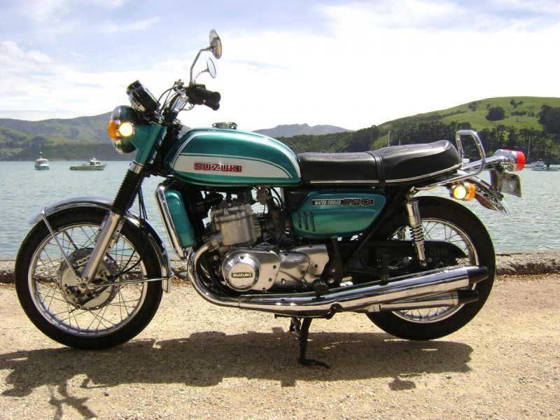 Review of Suzuki GT 750 J 1971: pictures, live photos 
