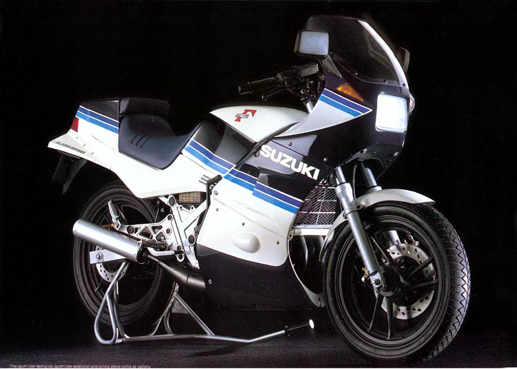 Suzuki RG 250 W 1984 photo - 2