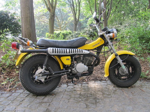 Suzuki RV 125 1980 photo - 5