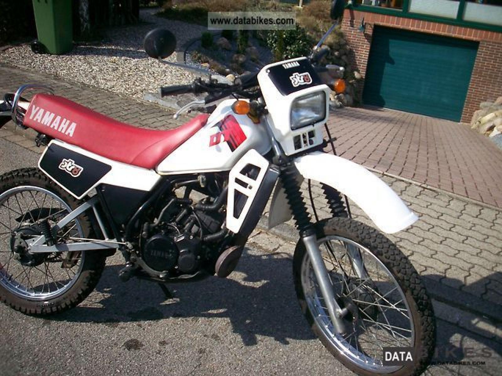 Yamaha DT 125 LC 1982 photo - 2