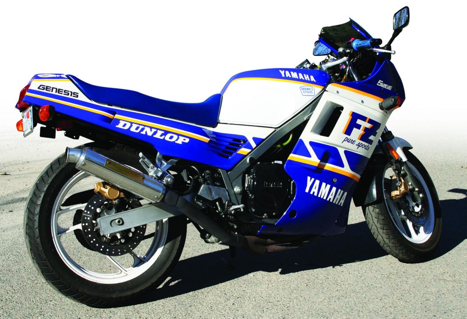 Yamaha FZ 750 (reduced effect) 1989 photo - 2