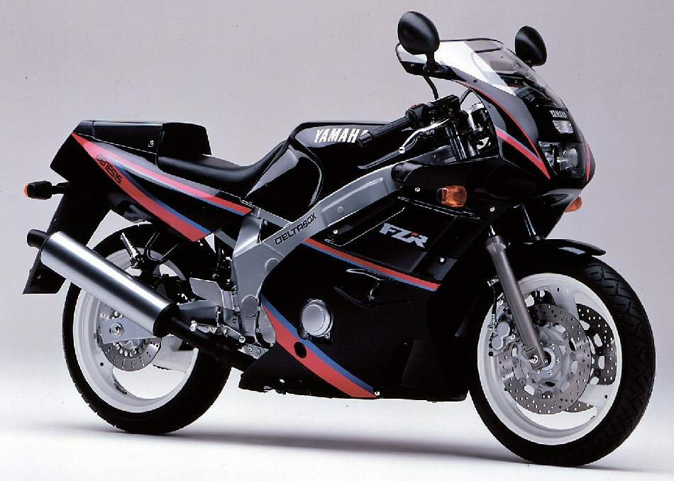 Yamaha FZR 600 1991 photo - 6