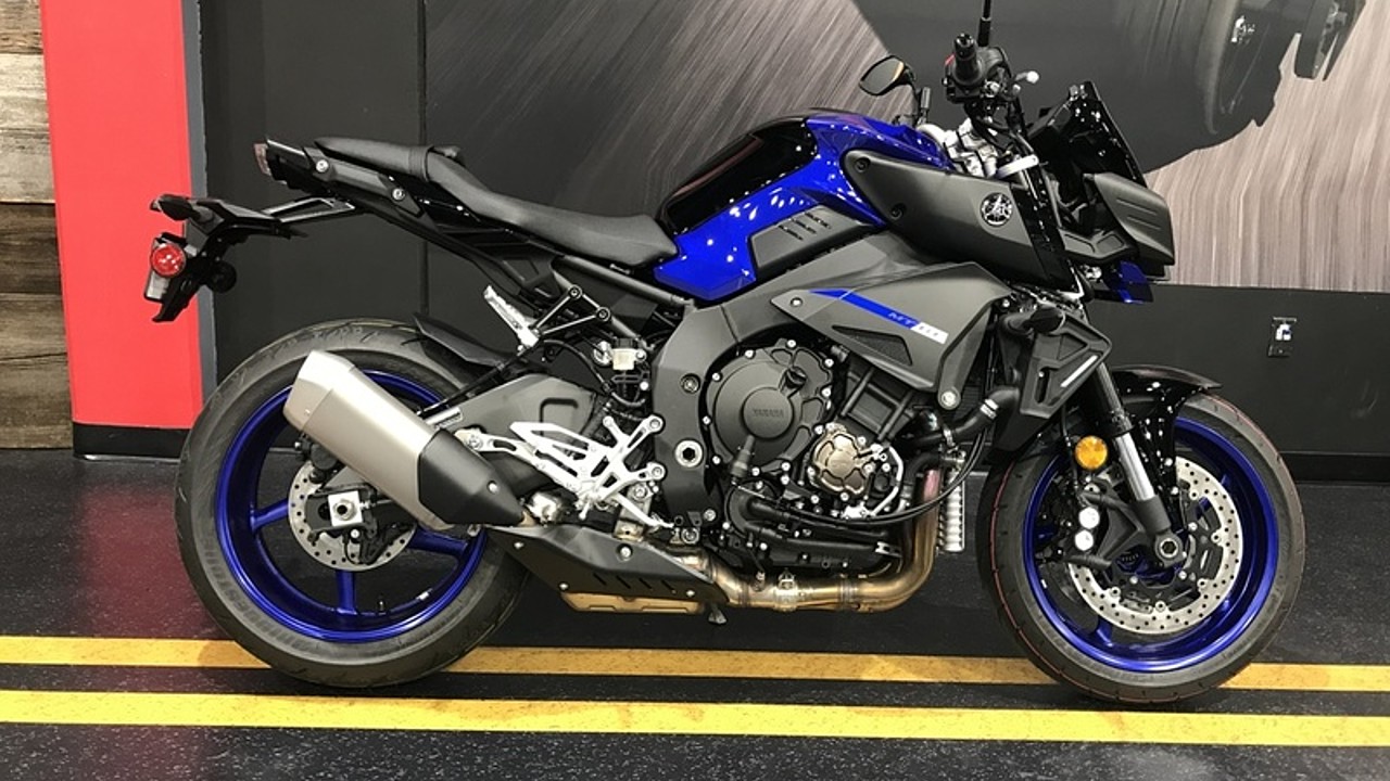 Yamaha MT-10 2018 photo - 4