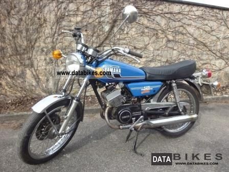 Yamaha RD 200 DX 1976 photo - 2
