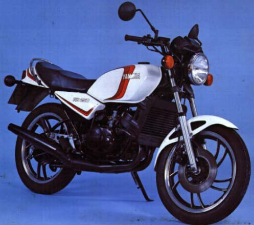 Yamaha RD 250 (6-speed) 1973 photo - 2