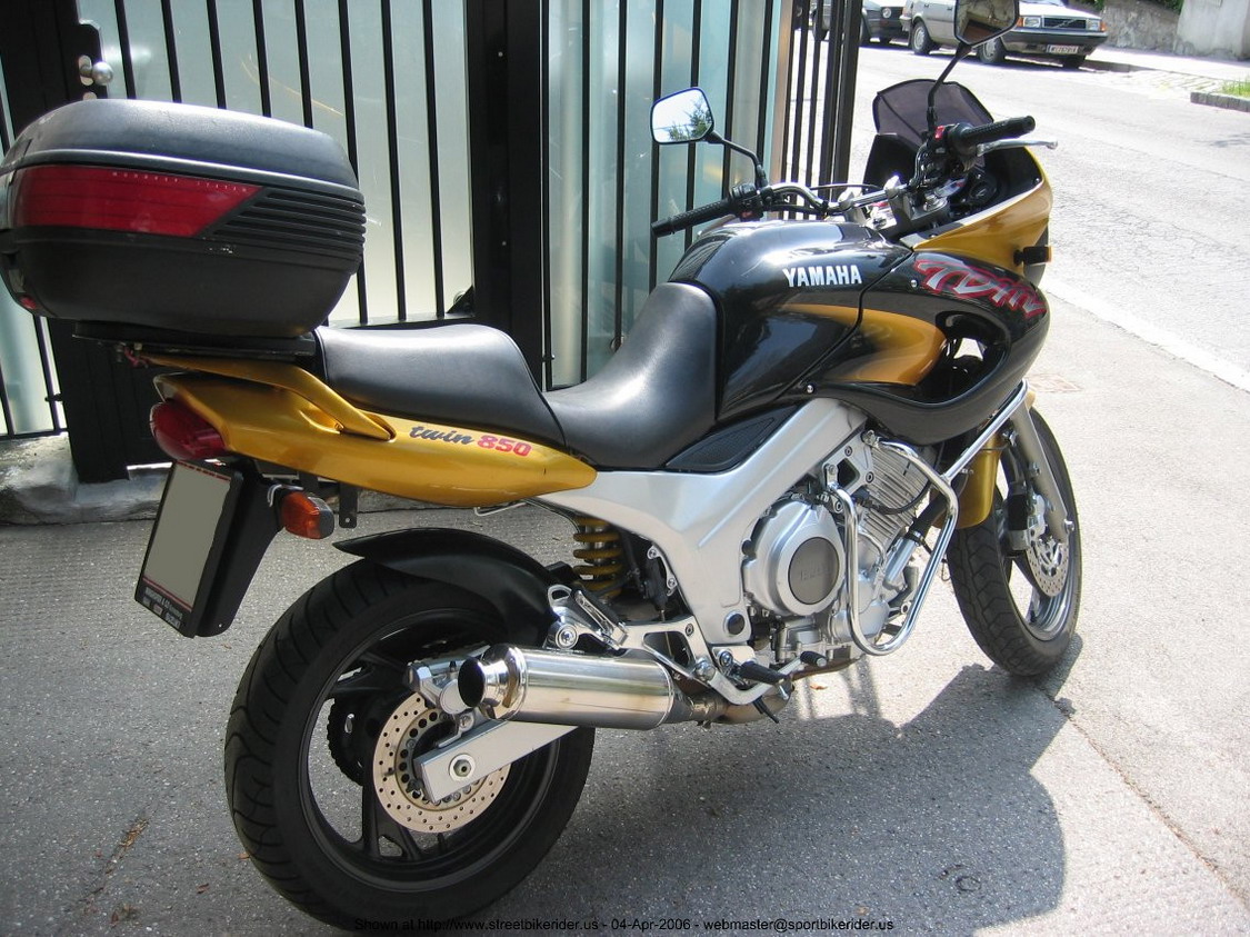 Yamaha TDM 850 1998 photo - 2