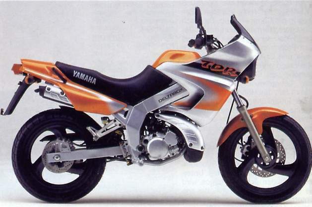 Yamaha TDR 125 1998 photo - 3
