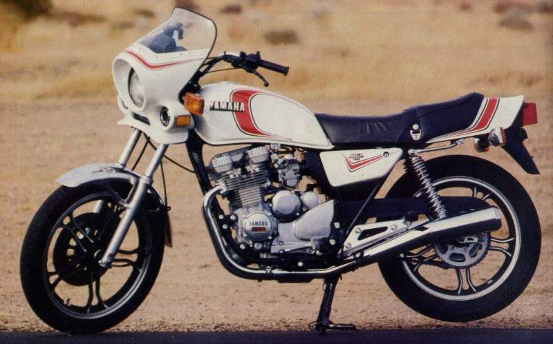 Yamaha XJ 550 1981 photo - 1