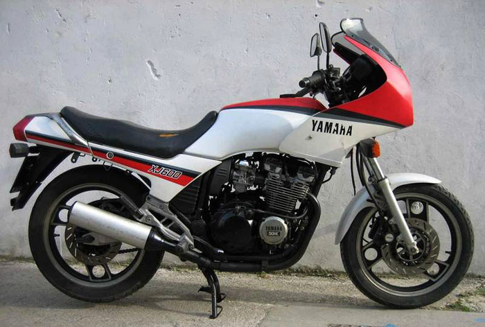 Yamaha XJ 600 1984 photo - 2