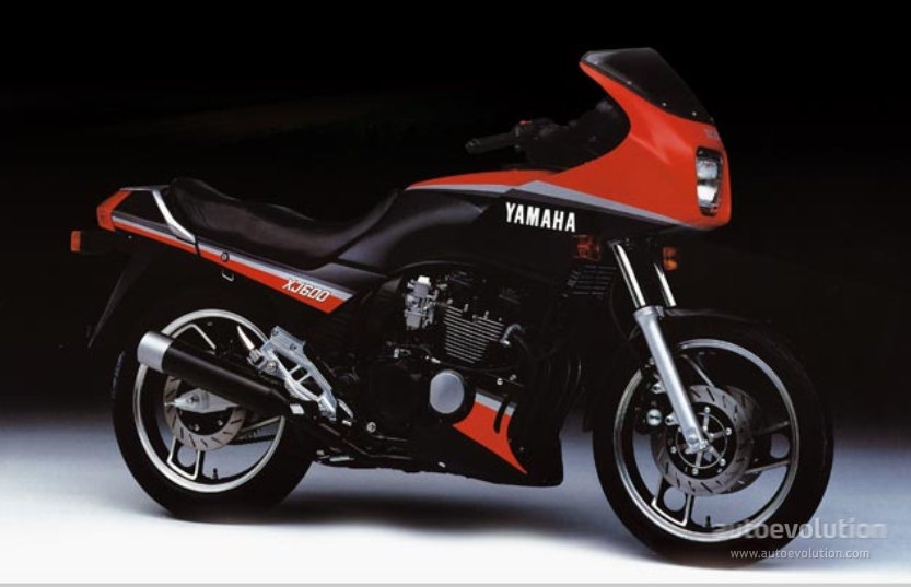 Yamaha XJ 600 1986 photo - 4