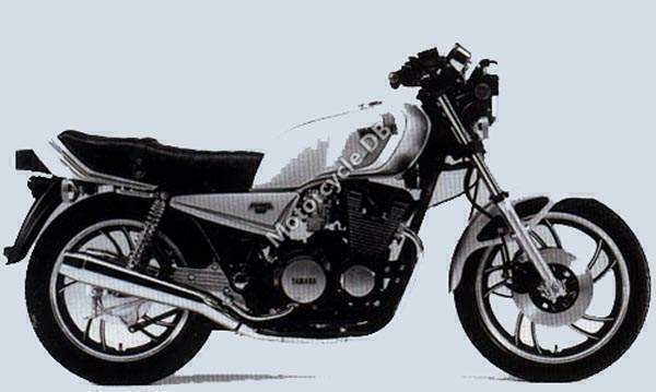 Yamaha XJ 650 (reduced effect) 1982 photo - 2