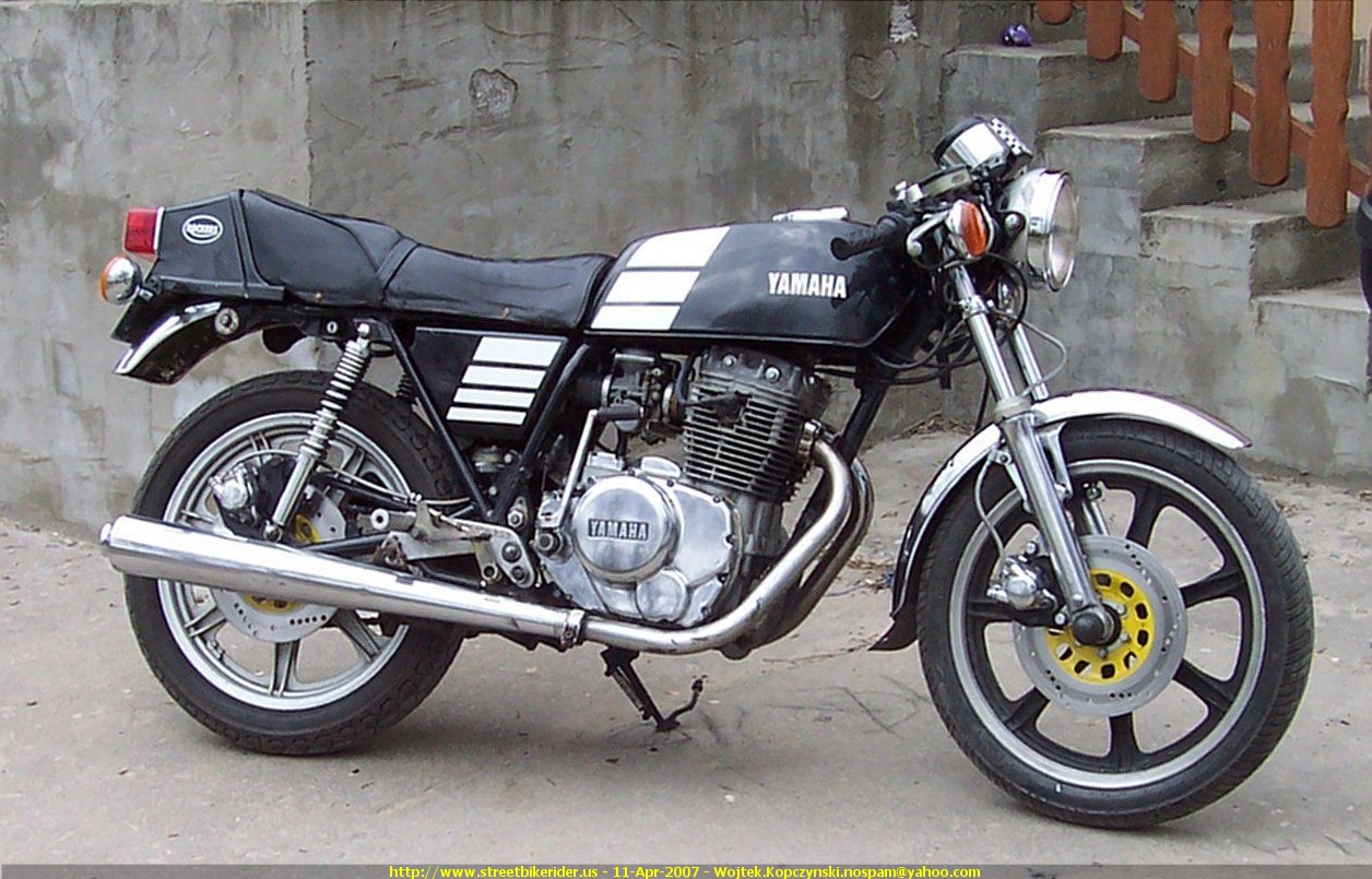 Yamaha XS 360 1977 photo - 2