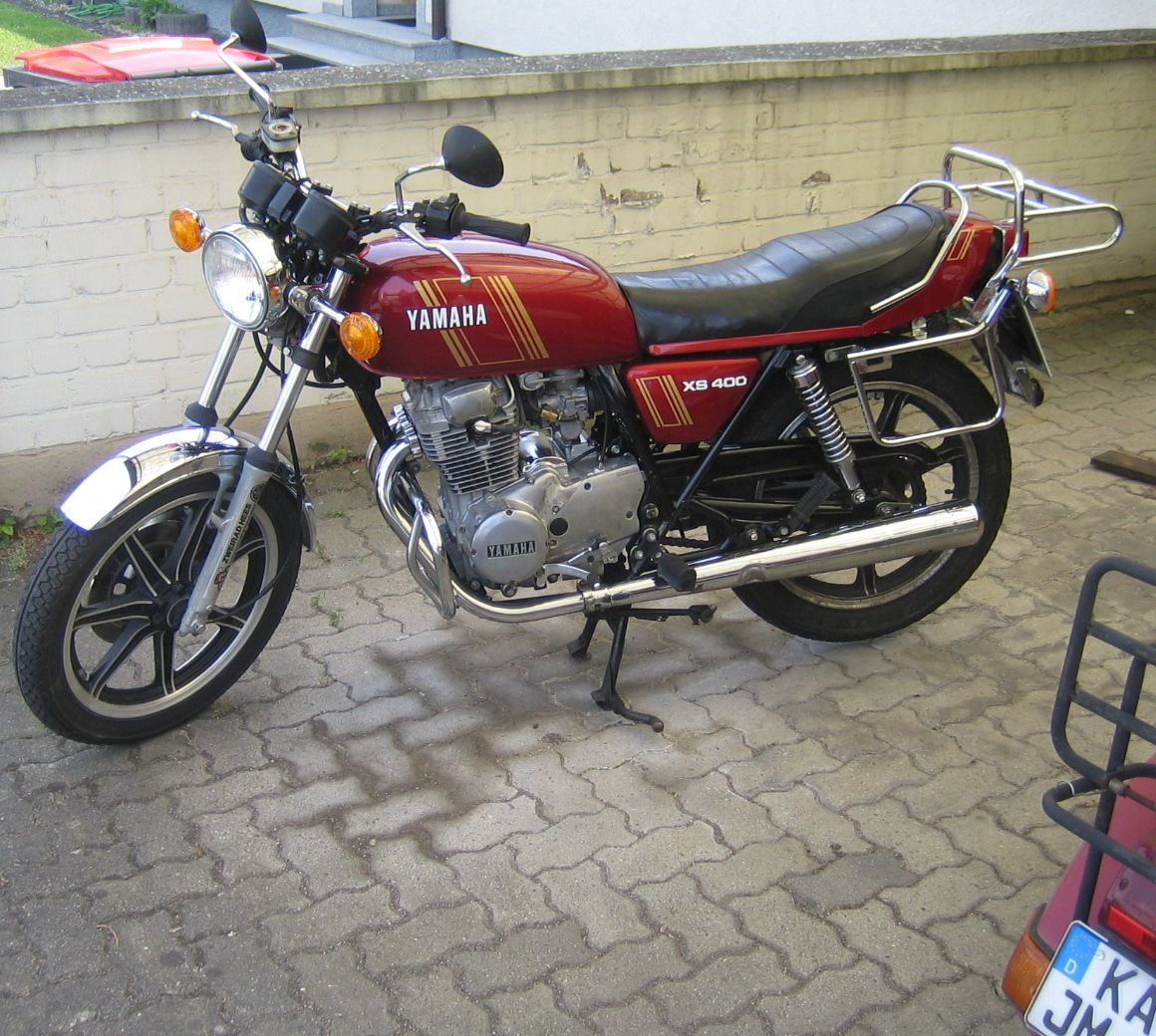 Yamaha XS 400 1979 photo - 3