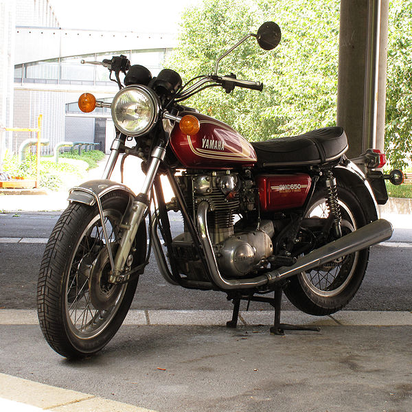 Yamaha XS 500 1977 photo - 1